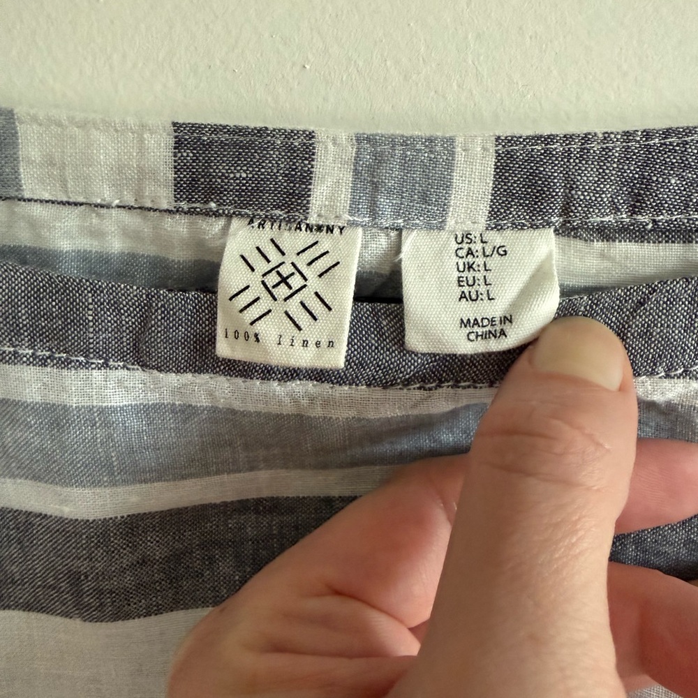 Striped Linen Women's Top - Picture 2 of 4